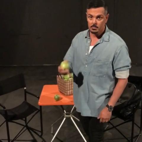 Νίκος Βουρλιώτης - Singer and Actor